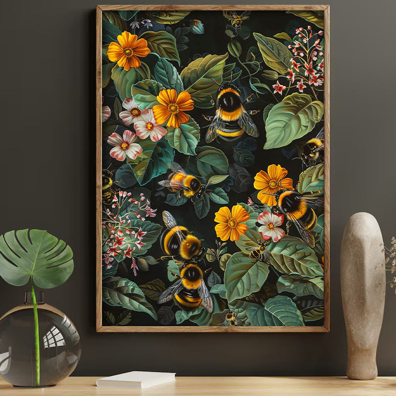 Poster med humlor och blommor i retrodesign